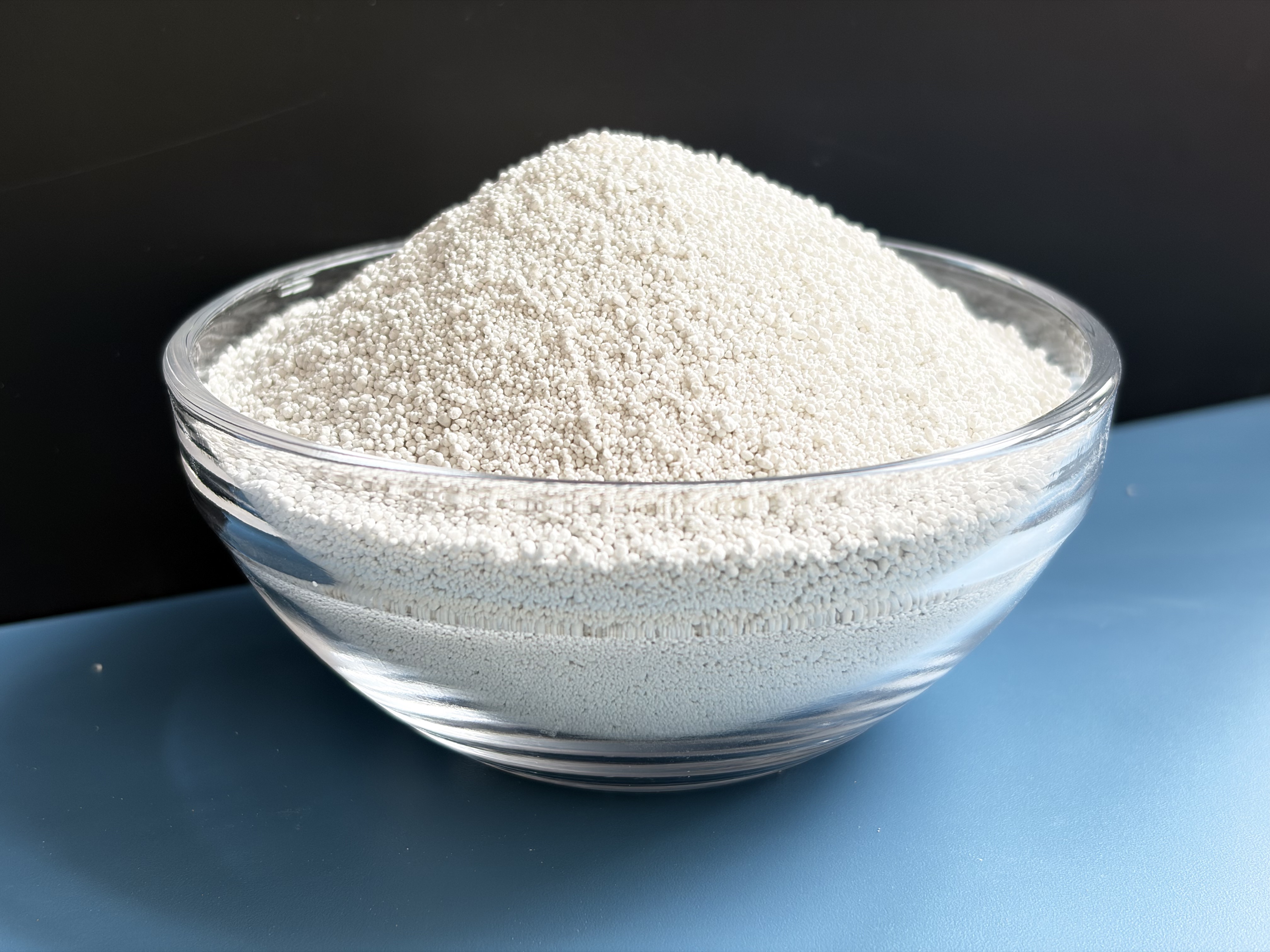 Monocalcium phosphate MCP 22% phosphorus feed grade powder